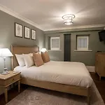 Pineapple Suites - Apartment 2